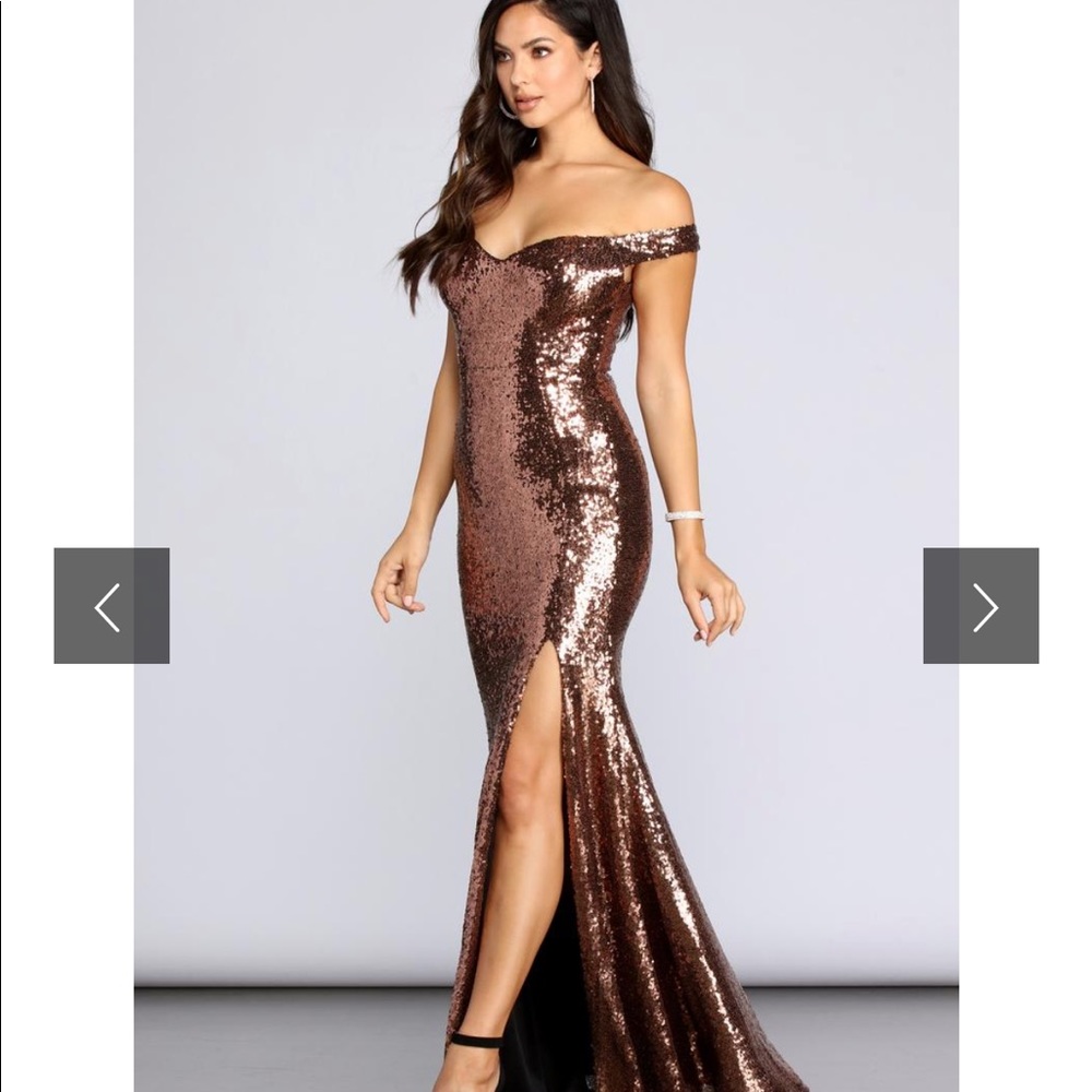 Windsor Gold off-the-shoulder Dress